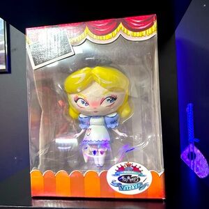 Miss Mindy Alice in wonderland figure